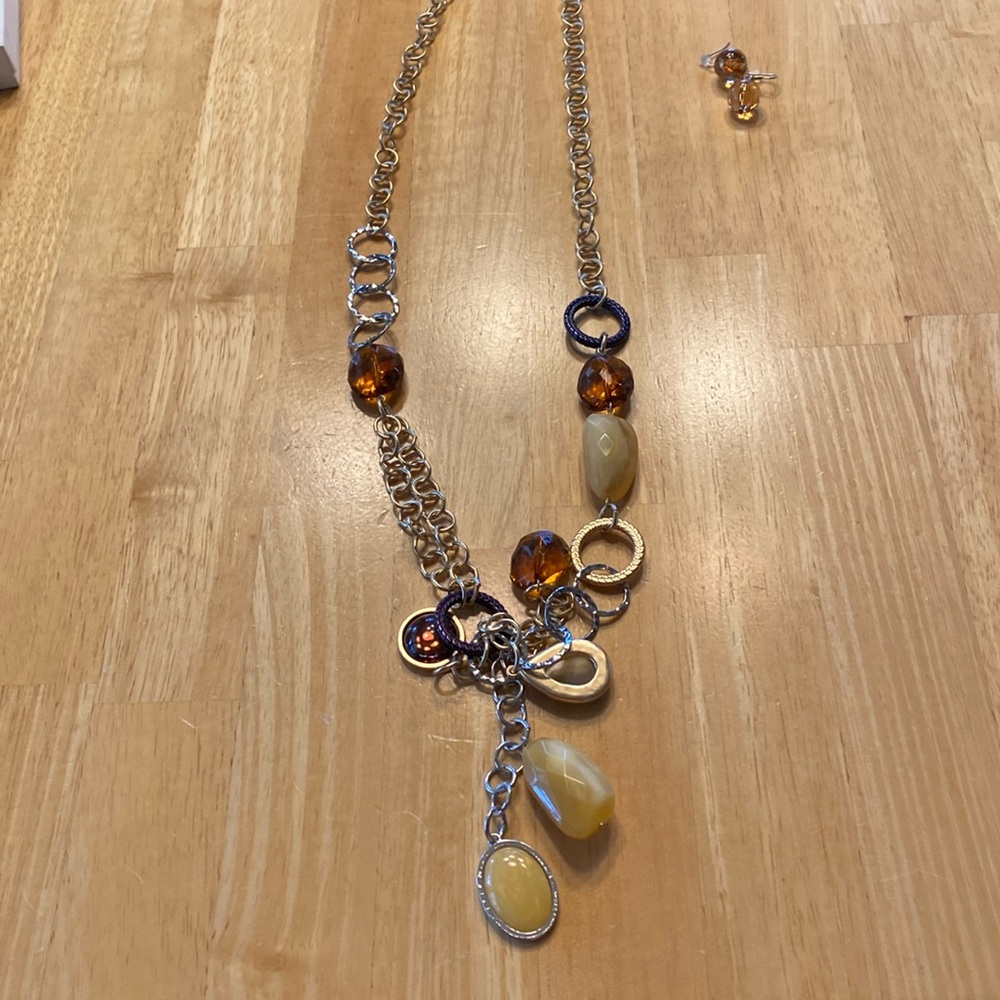 Chicos 18” necklace & earings